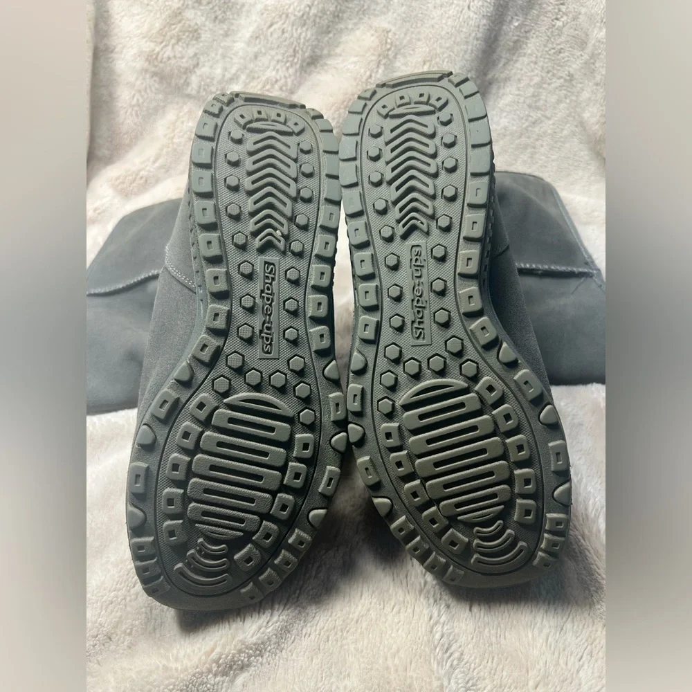 Skechers Shape up boot size 9.5